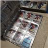 Image 9 : 2 BINDERS OF VINTAGE HOCKEY CARDS AND 90s HOCKEY CARDS 1977-78