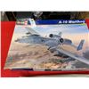 Image 5 : A-10 Warthog 1:48 Scale Model Complete in Box. Unused