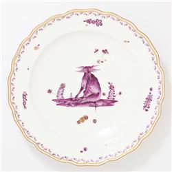 A MEISSEN PORCELAIN PLATE OF MÜNCHHAUSSEN SERVICE TYPE.