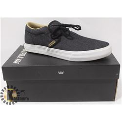 SUPRA CUBA BLACK/WHITE MENS SHOE SIZE 9