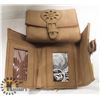 Image 1 : LOT OF 2 VOLCOM TAN WOMENS WALLETS