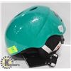 Image 1 : RED HIFI SIZE 57-59CM GREEN SNOW HELMET