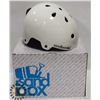 Image 1 : SANDBOX KIDS WHITE LEGEND SNOW HELMET