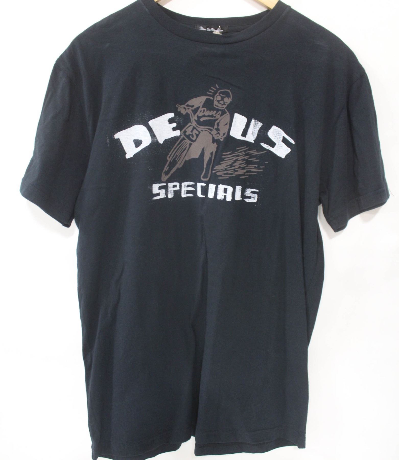 DEUS EX MACHINA MENS NAVY BLUE LOGO TSHIRT