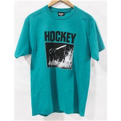 HOCKEY MENS GREEN GRAPHIC LOGO T-SHIRT