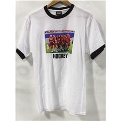 HOCKEY MENS WHITE BLACK TRIM GRAPHIC T-SHIRT