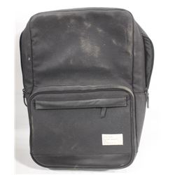 HEX SQUARE BODY BACKPACK