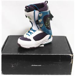 DC MISTY WOMENS OCEAN DEPTHS/WHITE/PLUM