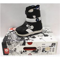 BURTON GROM BLACK/WHITE KIDS SNOWBOARD BOOTS