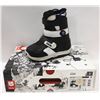 Image 1 : BURTON GROM BLACK/WHITE KIDS SNOWBOARD BOOTS