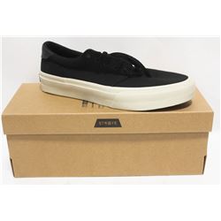 STRAYE FAIRFAX BLACK BONE UNISEX SHOE