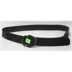 NIXON BLACK LEATHER BELT
