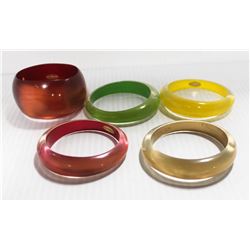 BAG OF ASSORTED WOMENS MULTI COLORED BANGLE