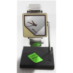 NIXON THE METRIC STAINLESS STEEL WATCH