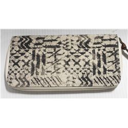BILLABONG WOMENS CANVAS PRINT ZIPPER WALLET