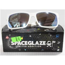 VONZIPPER ELMORE WHITE POLARIZED SUNGLASSES