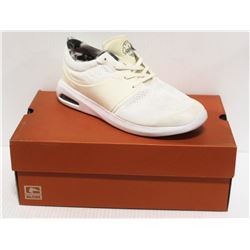 GLOBE MAHALO LYTE WHITE MENS SHOE