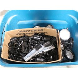 TOTE OF ASSORTED SKATE SHOP LIGHTING