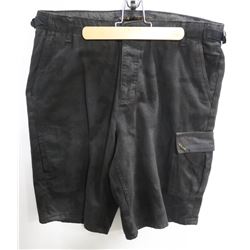 KR3W MENS BLACK CARGO SHORTS