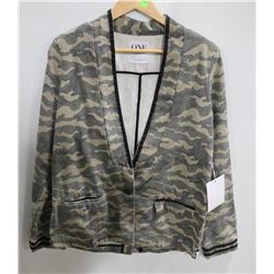 ONE WOMENS CAMO BLAZER