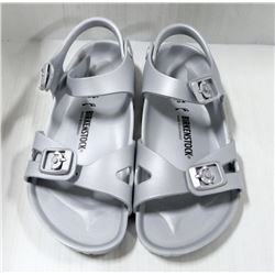 BIRKENSTOCK GREY HARD PLASTIC SANDALS SIZE L3.