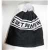 Image 1 : HOLDEN "WE GET DOWN" POM TOQUE.