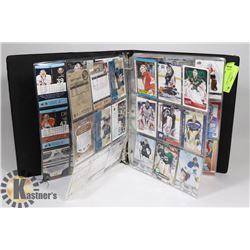 BINDER OF HOCKEY CARDS