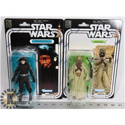 LOT OF 2 ACTION FIGURES