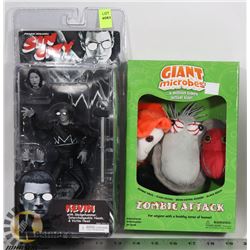 LOT OF 2 ACTION FIGURES