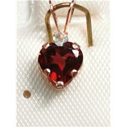 10KT GOLD GARNET  PENDANT