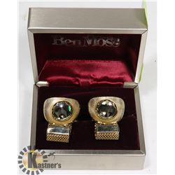 PAIR OF BEN MOSS RHINESTONE, GOLD PLATED CUFFLINKS