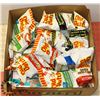 Image 1 : BOX OF ASSORTED BAGS OF CHIPS.