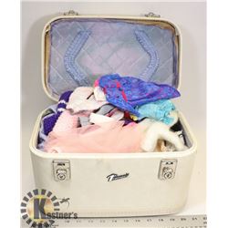 TRAVELGARD CASE WITH BARLIE CLOTHES