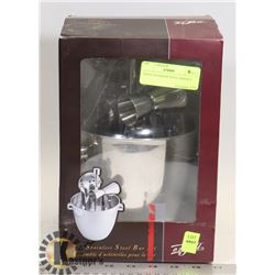 7 PIECE STAINLESS STEEL BAR SET