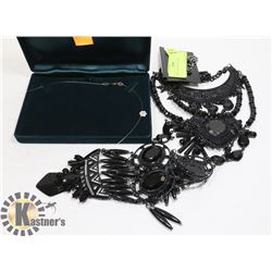 TONI + EARRING AND NECKLACE SET AND