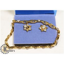 VINTAGE AVON BRACELET SET