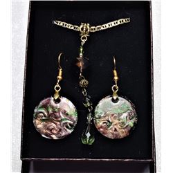 3) RAINBOW COPPER INLAID GLASS ROUND