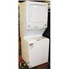 Image 1 : GE WHITE LAUNDRY CENTER. (STACKED)