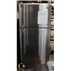 Image 1 : GE STAINLESS STEEL STANDARD FRIDGE W/
