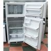 Image 3 : WHITE FRIGIDAIRE FRIDGE WITH TOP FREEZER,