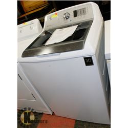 GE WHITE WASHING MACHINE W/ STAINLESS STEEL