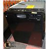 Image 1 : GE BLACK DISHWASHER W/ STAINLESS STEEL INTERIOR