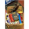Image 1 : ESTATE BOX OF COLLECTIBLES.
