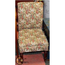 ANTIQUE SIDE CHAIR WITH TAPESTRY UPHOLSTERY
