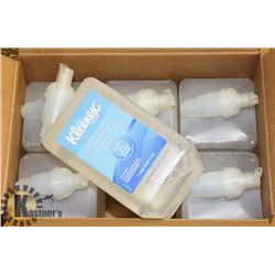 CASE WITH 6 ONE LITRE BOTTLES OF KLEENEX FOAM HAND