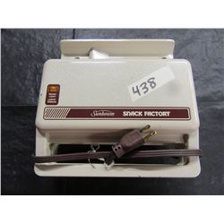SUNBEAM SNACK FACTORY SANDWICH PRESS