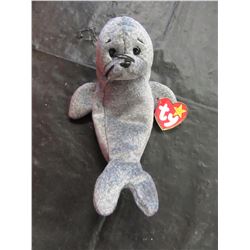 COLLECTIBLE - TY BEANIE BABY WITH TAGS (SLIPPERY - GREY SEAL)