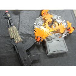 ESTATE - BOX WITH ASSORTED HOT WHEELS & SAND BOX TOYS