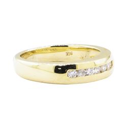 0.28 ctw Diamond Ring - 14KT Yellow Gold