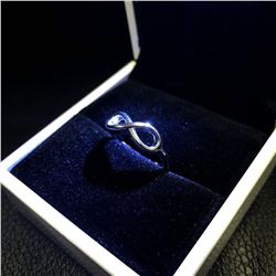 Ladies 925 Sterling Silver Infinity Ring